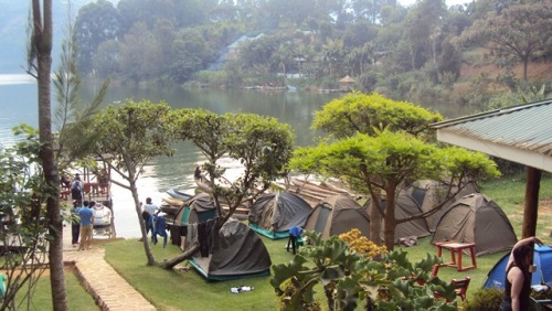 Camping tradicional dos overlands (sem cama)